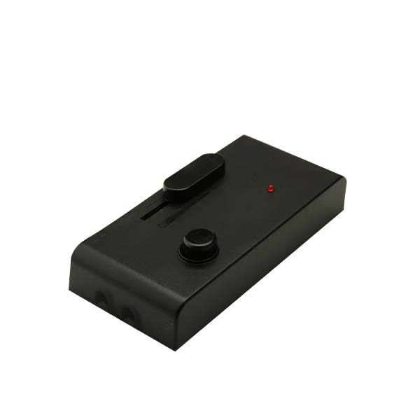 VARIALUCE FAI PASSANTE A PEDALE PER PIANTANA 250V CON INTERRUTTORE ON/OFF NERO (NO DIMMERABILE LED)