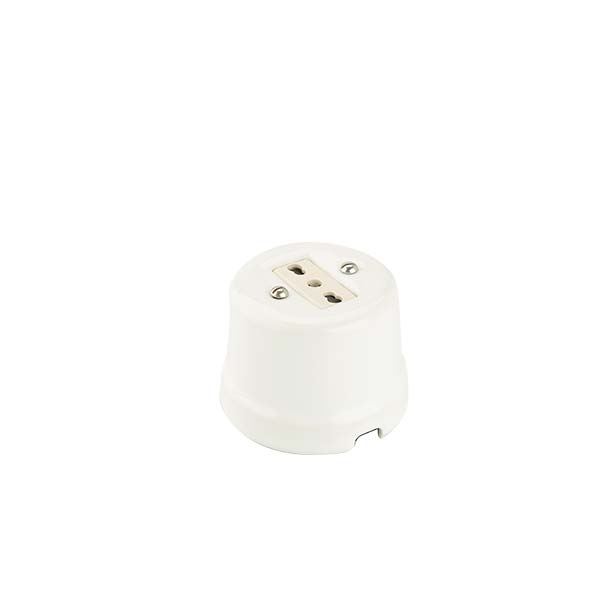 SCATOLA IN PORCELLANA BIANCO OPACO CON FRUTTO PRESA BIVALENTE 10/16A FAI