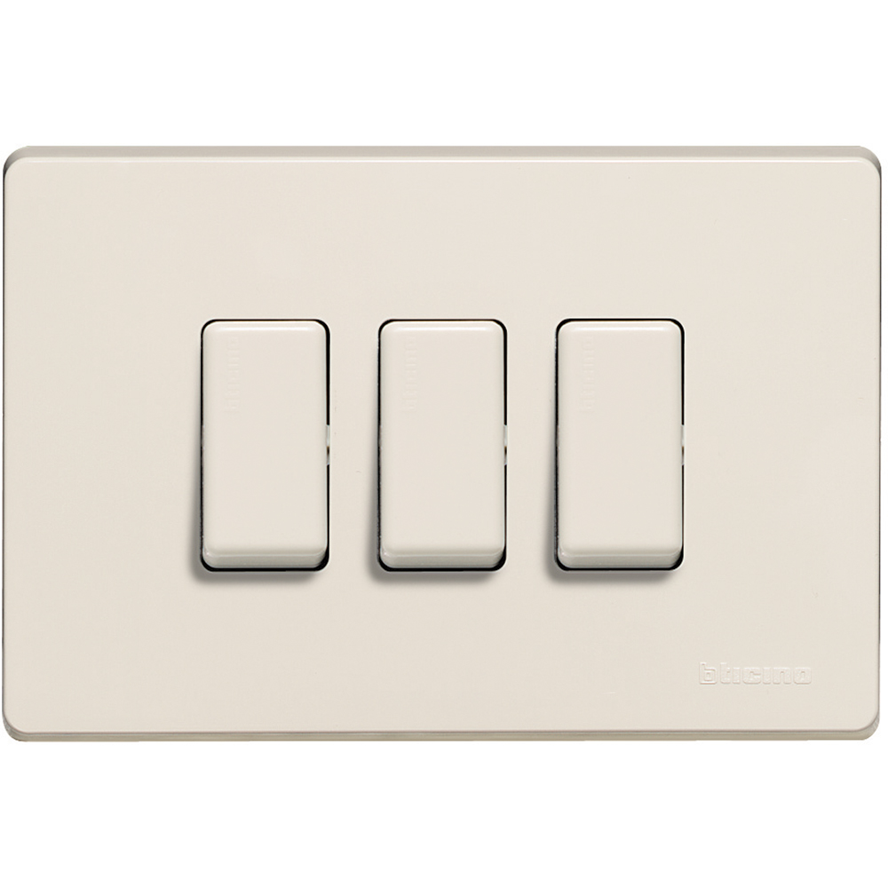 MAGIC SUPPORTO A 3 POSTI MODULO 5 BTICINO