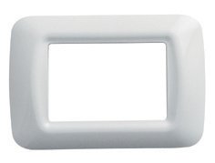 [GEWGW22503] PLACCA NUVOLA GEWISS TECNOPOLIMERO BIANCO NUVOLA 3 POSTI SERIE SYSTEM