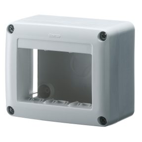 [GEWGW27615] SCATOLA GEWISS PER SERIE SYSTEM MODELLO (27 COMBI ) IP40 3 POSTI