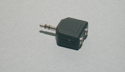 [GP313500] ADATTATORE SPINA DIAM.3.5 STEREO / 2 PRESE 3.5MM STEREO STAR
