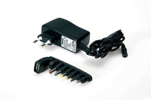 ALIMENTATORE SWITCHING ING.100-240V OUT 5VCC 2,5AH 8 PLUG USB  ROHS  STAR