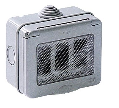 [FG12083] SCATOLA FAEG STAGNA PER GEWISS SYSTEM E CON ADATTATORE TIPO MAGIC IP55 3PT