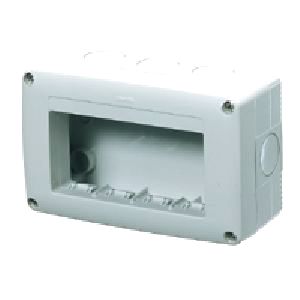 [GEWGW27004] SCATOLA GEWISS PER SERIE SYSTEM IP40 4 POSTI